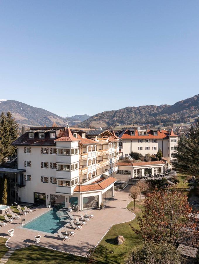 Majestic - Unique Spa Resort Brunico Eksteriør billede