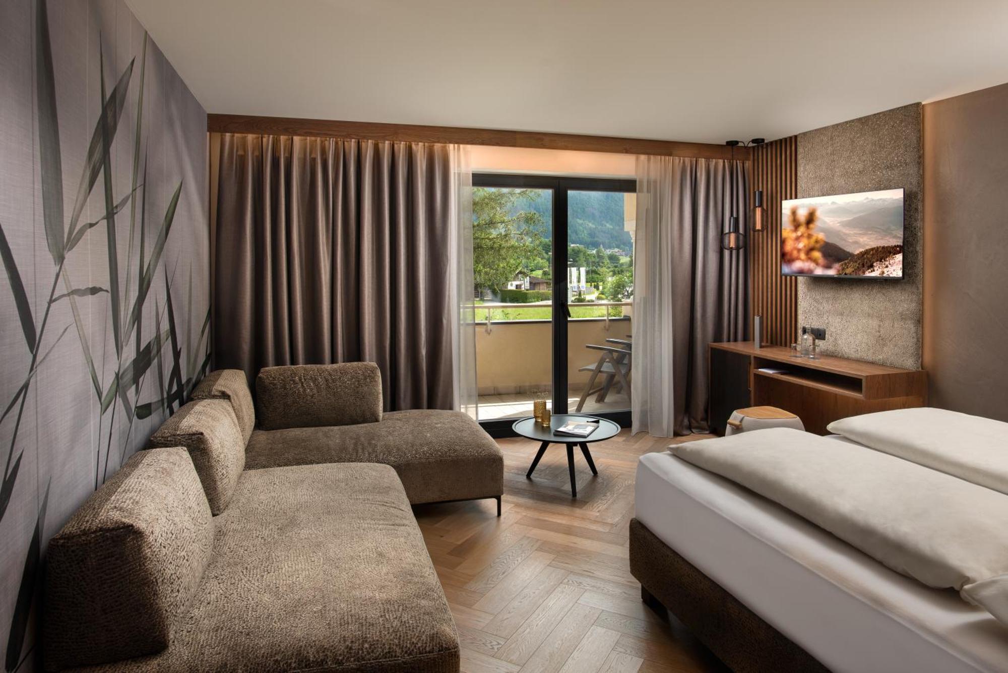 Majestic - Unique Spa Resort Brunico Eksteriør billede